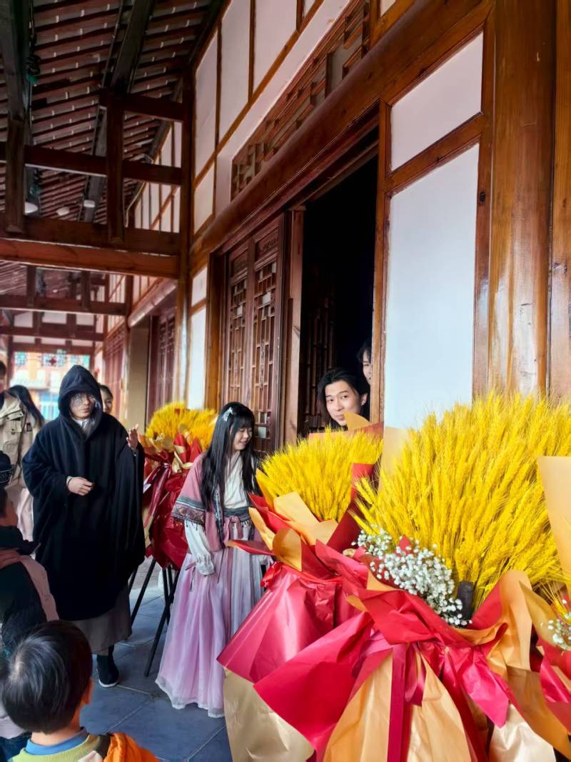 沉浸赋能：比如县景区演艺的差异化突围之路